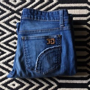 Joe's Jeans. Fit: SOCIALITE